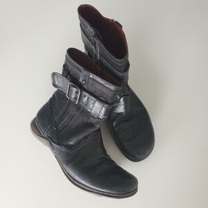 Romika 38 Boots Casual Black Booties Side zip Leather Boot Size 8 Moto Boots